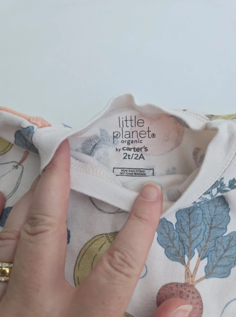 Little Planet Set Organic Cotton Pajamas in Bever Cream & Multi Fruit Print 2T